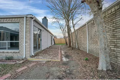 11710 Bowlan Lane, Houston, TX 77035 - Photo 5