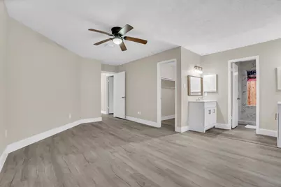 11710 Bowlan Lane, Houston, TX 77035 - Photo 35