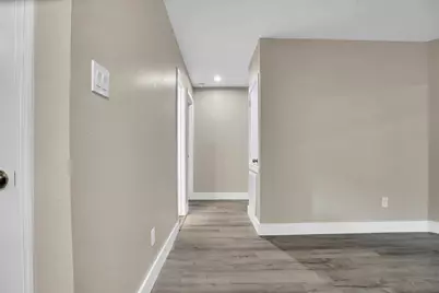 11710 Bowlan Lane, Houston, TX 77035 - Photo 23