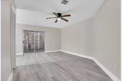 11710 Bowlan Lane, Houston, TX 77035 - Photo 27