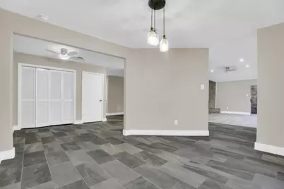 11710 Bowlan Lane, Houston, TX 77035 - Photo 15