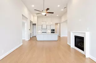 2723 Lakeside Shr Dr, League City, TX 77573 - Photo 9