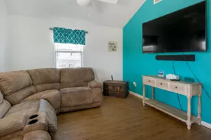 1110 Treaty Dr, Surfside Beach, TX 77541 - Photo 9