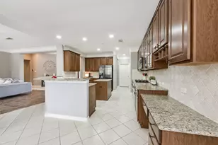 12202 Fall River Pass Ln, Humble, TX 77346 - Photo 15