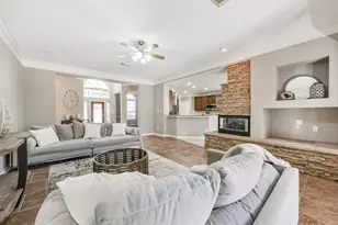 12202 Fall River Pass Ln, Humble, TX 77346 - Photo 9