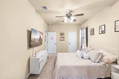 121 Armored Avenue, College Station, TX 77845 - Photo 9