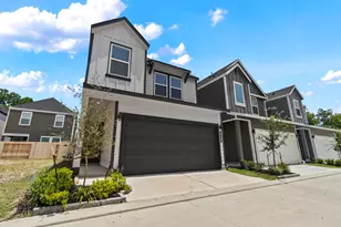 958 Green Vines Ln, Houston, TX 77091 - Photo 1