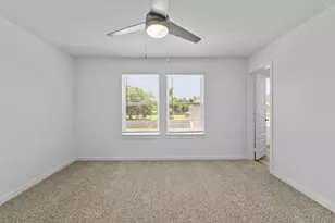 958 Green Vines Ln, Houston, TX 77091 - Photo 13