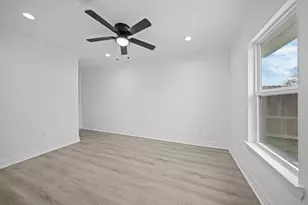 4930 Gren St, Houston, TX 77021 - Photo 9