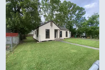 7306 Garden Street, Houston, TX 77012 - Photo 1