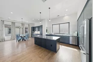 1436 W 24th St, Houston, TX 77008 - Photo 13