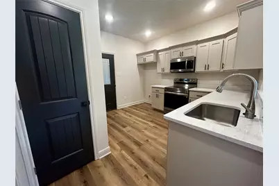 201 E Fleming, Longview, TX 75604 - Photo 5