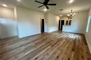 201 E Fleming, Longview, TX 75604 - Photo 3