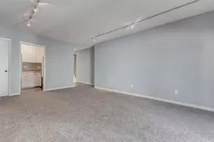 3400 Timmons Ln, Houston, TX 77027 - Photo 7