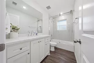 6623 County Rd 4, Damon, TX 77430 - Photo 15