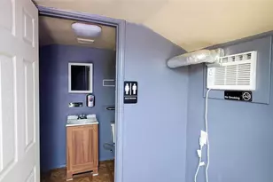 3903 Fulton St, Houston, TX 77009 - Photo 3