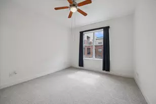 300 St Joseph Pkwy, Houston, TX 77002 - Photo 5