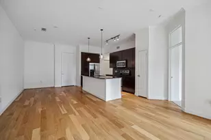 300 St Joseph Pkwy, Houston, TX 77002 - Photo 3