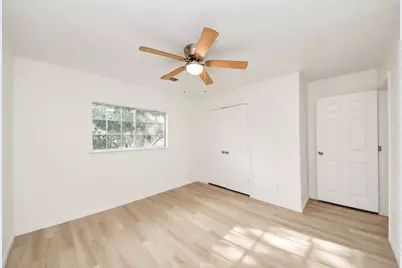 3046 Texas Oak Drive, Katy, TX 77449 - Photo 9