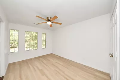 3046 Texas Oak Drive, Katy, TX 77449 - Photo 11
