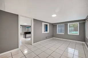 6114 S Greenpark Dr, Houston, TX 77072 - Photo 23