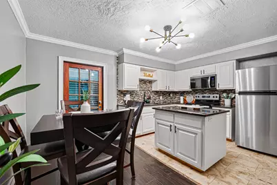 6114 S Greenpark Drive, Houston, TX 77072 - Photo 11