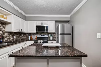 6114 S Greenpark Drive, Houston, TX 77072 - Photo 13