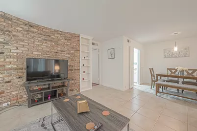 2201 Fountain View Drive #9, Houston, TX 77057 - Photo 9