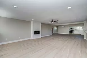 7918 Bayside Dr, Beach City, TX 77523 - Photo 17