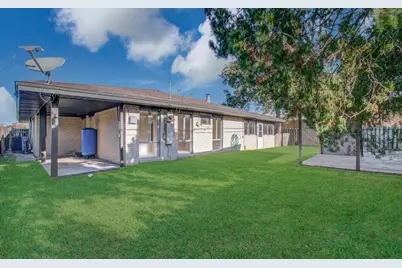 7918 Bayside Drive, Beach City, TX 77523 - Photo 35