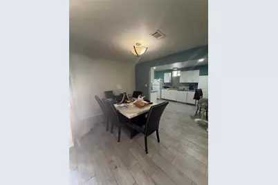 5210 Bristol Drive, Beaumont, TX 77707 - Photo 11