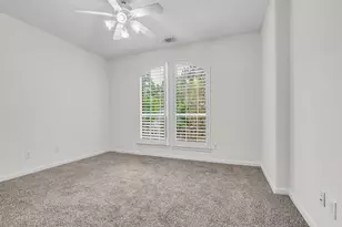79 W Shale Creek Cir, The Woodlands, TX 77382 - Photo 35