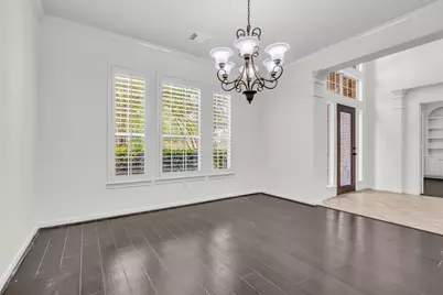 79 W Shale Creek Circle, The Woodlands, TX 77382 - Photo 9
