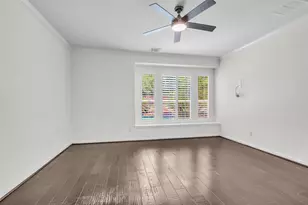 79 W Shale Creek Cir, The Woodlands, TX 77382 - Photo 27