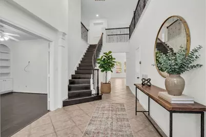 79 W Shale Creek Circle, The Woodlands, TX 77382 - Photo 5