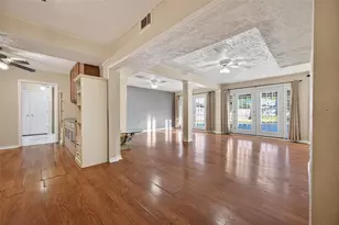 805 Lake View Dr, Montgomery, TX 77356 - Photo 19