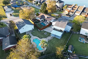 805 Lake View Dr, Montgomery, TX 77356 - Photo 43