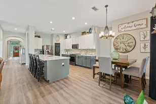 2504 N Yorkchase Ln, Conroe, TX 77304 - Photo 5
