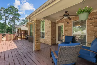 2504 N Yorkchase Lane, Conroe, TX 77304 - Photo 33