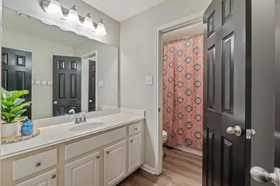 2504 N Yorkchase Lane, Conroe, TX 77304 - Photo 31