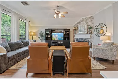 2504 N Yorkchase Lane, Conroe, TX 77304 - Photo 13