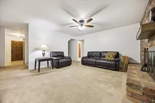 11726 Dorrance Ln, Meadows Place, TX 77477 - Photo 13