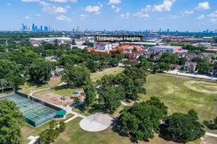 1004 Golden Nectar Ln, Houston, TX 77008 - Photo 5