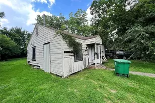 3511 Bain St, Houston, TX 77026 - Photo 1