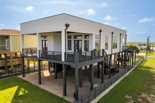 1402 County Rd 230, Bay City, TX 77414 - Photo 1