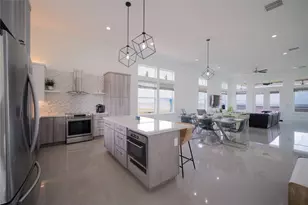 1402 County Rd 230, Bay City, TX 77414 - Photo 7
