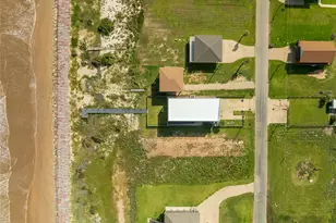 1402 County Rd 230, Bay City, TX 77414 - Photo 5