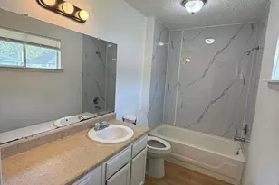 812 Jefferson Ave, Cleveland, TX 77327 - Photo 17