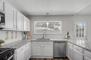 19215 Haystream Dr, Katy, TX 77449 - Photo 17