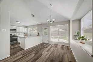 19215 Haystream Dr, Katy, TX 77449 - Photo 11
